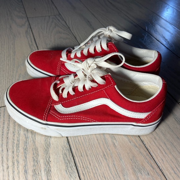 Red Old Skool vans - Picture 2 of 4